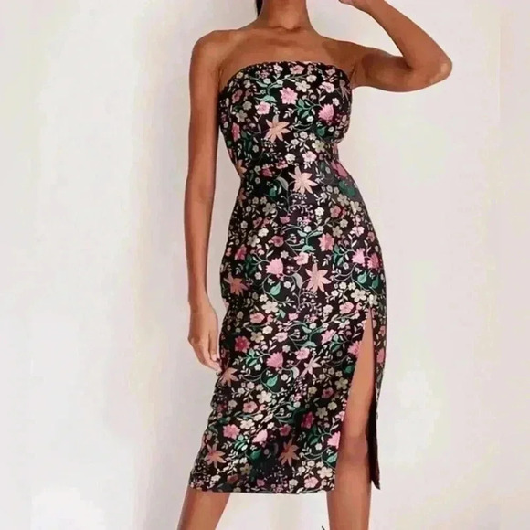 Lulus Dresses & Skirts - NWT LULUS Make a Move Black Satin Floral Jacquard Strapless Midi Dress